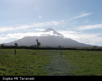 Sopka Mt Taranaki
